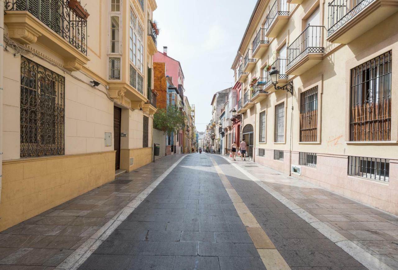 Homely Malaga Plaza Montano ภายนอก รูปภาพ