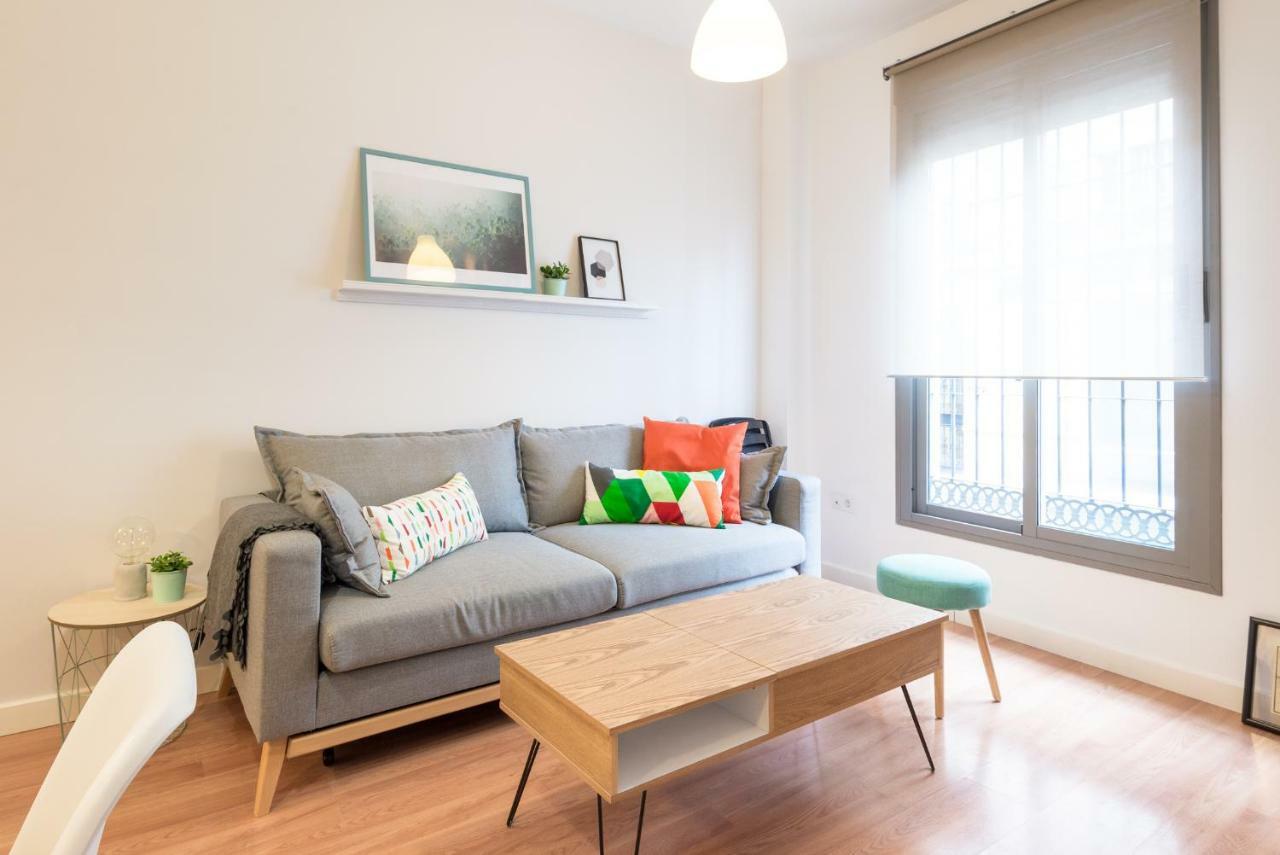 Homely Malaga Plaza Montano ภายนอก รูปภาพ