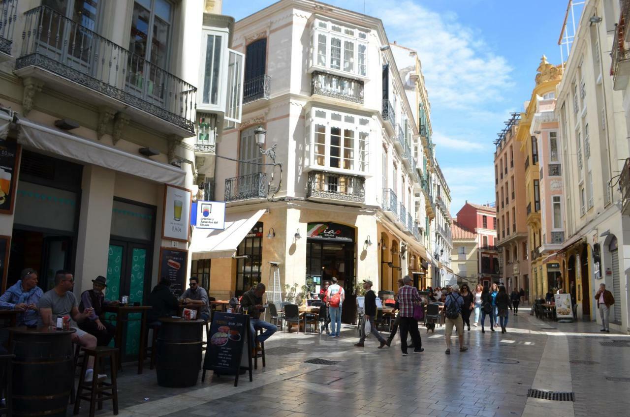Homely Malaga Plaza Montano ภายนอก รูปภาพ