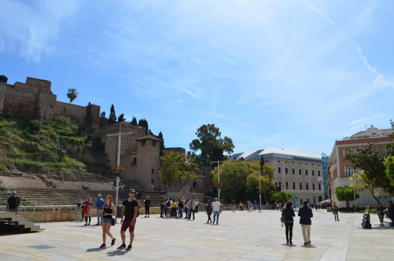 Homely Malaga Plaza Montano ภายนอก รูปภาพ