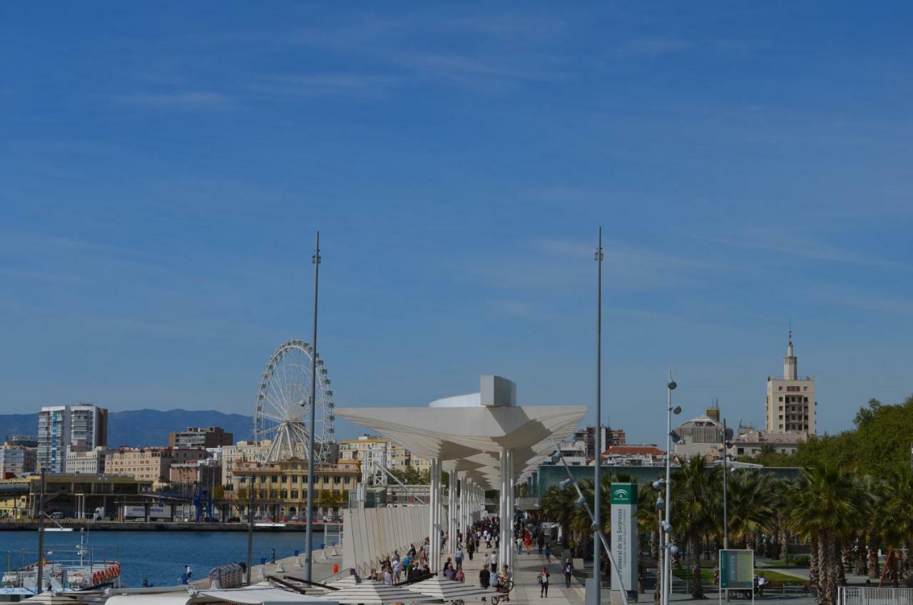Homely Malaga Plaza Montano ภายนอก รูปภาพ